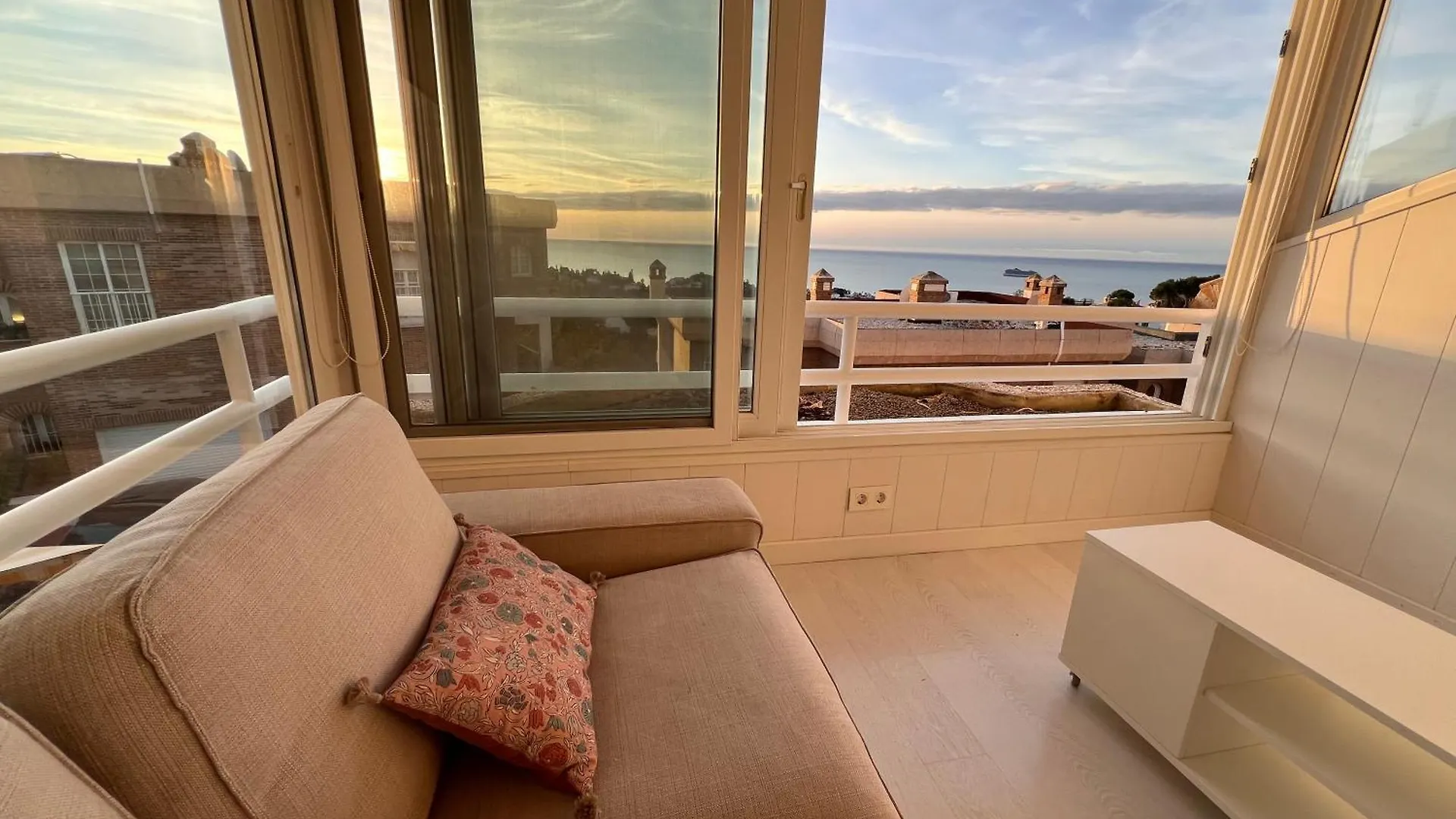Vila Malaga Sea Views 0*,